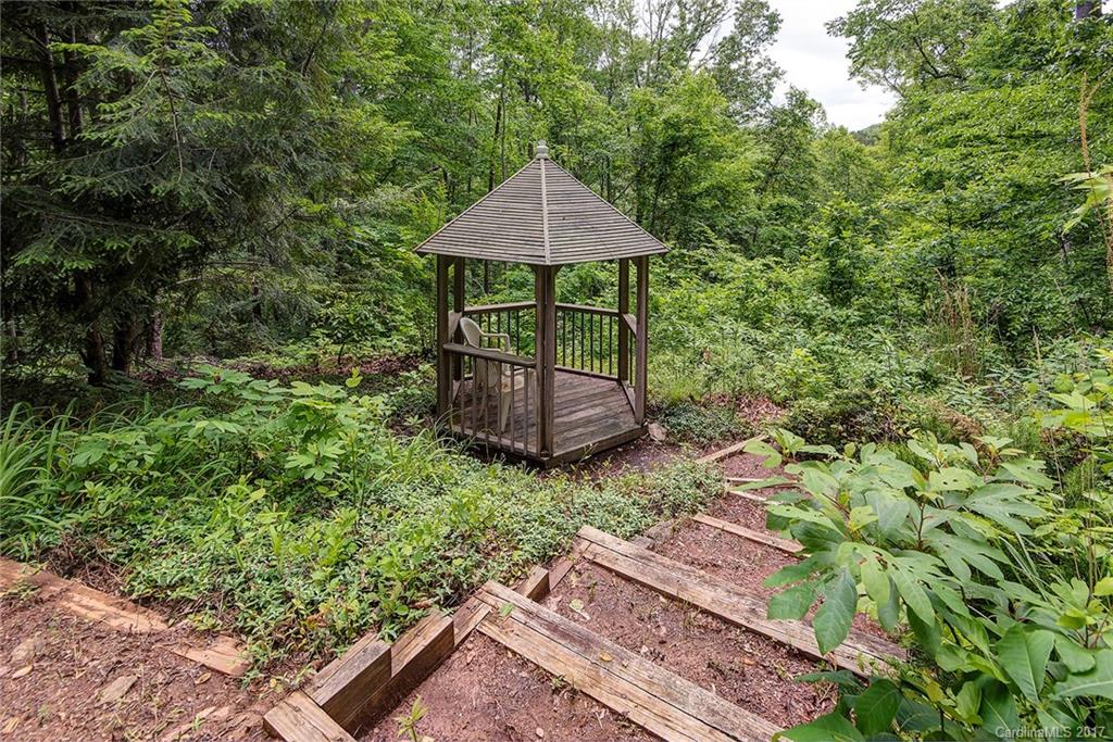 34 Hawk View Drive Asheville NC 28804