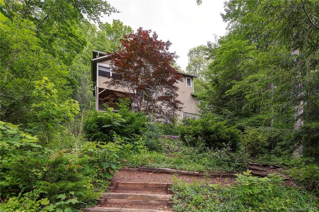 34 Hawk View Drive Asheville NC 28804