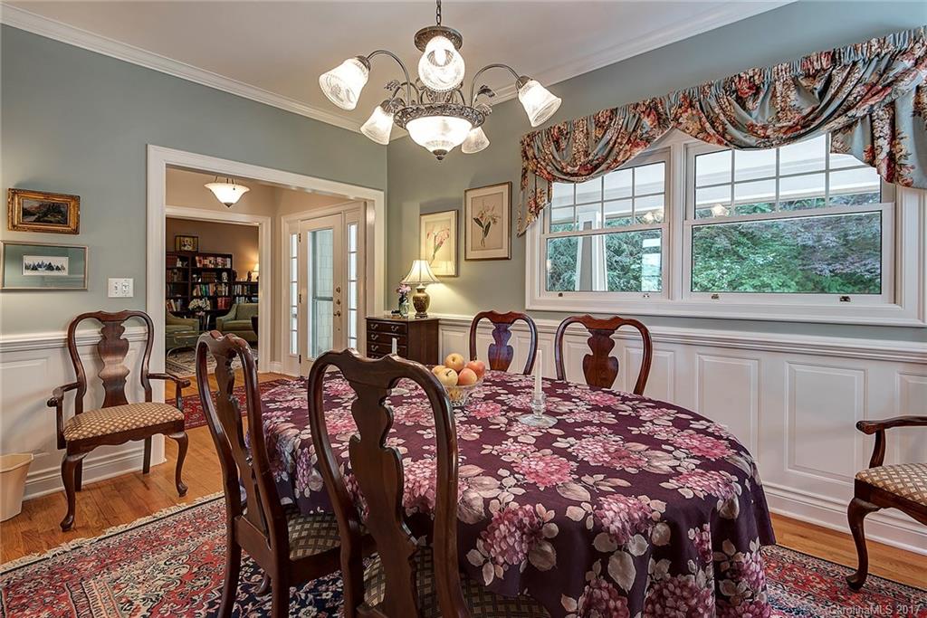 34 Hawk View Drive Asheville NC 28804