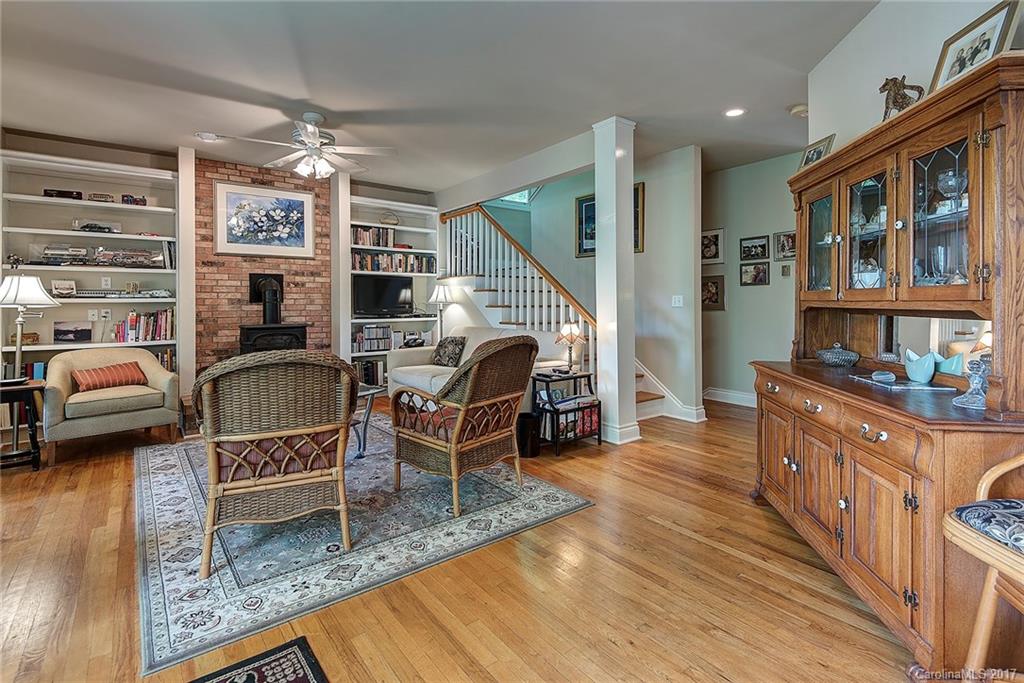 34 Hawk View Drive Asheville NC 28804