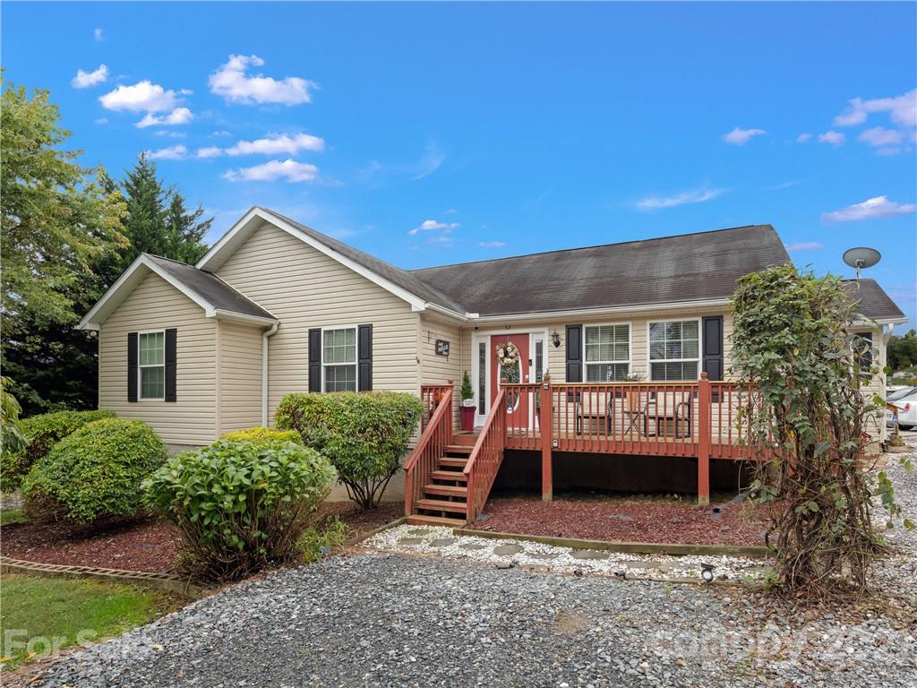 33 Roseland Drive Mills River NC 28759