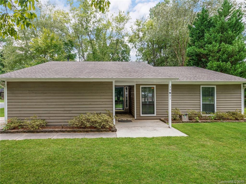 10901 Coachman Circle Charlotte NC 28277