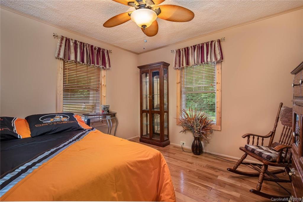 74 Highland Street Weaverville NC 28787