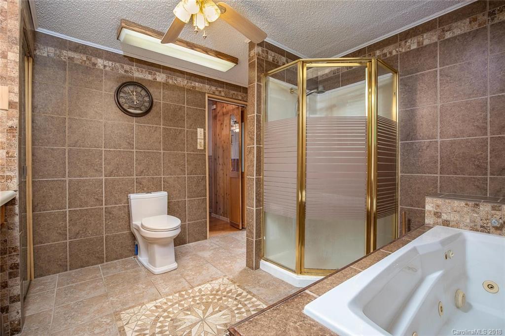 74 Highland Street Weaverville NC 28787