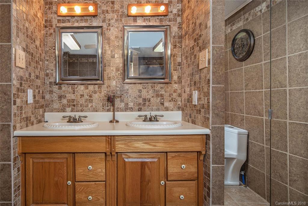 74 Highland Street Weaverville NC 28787