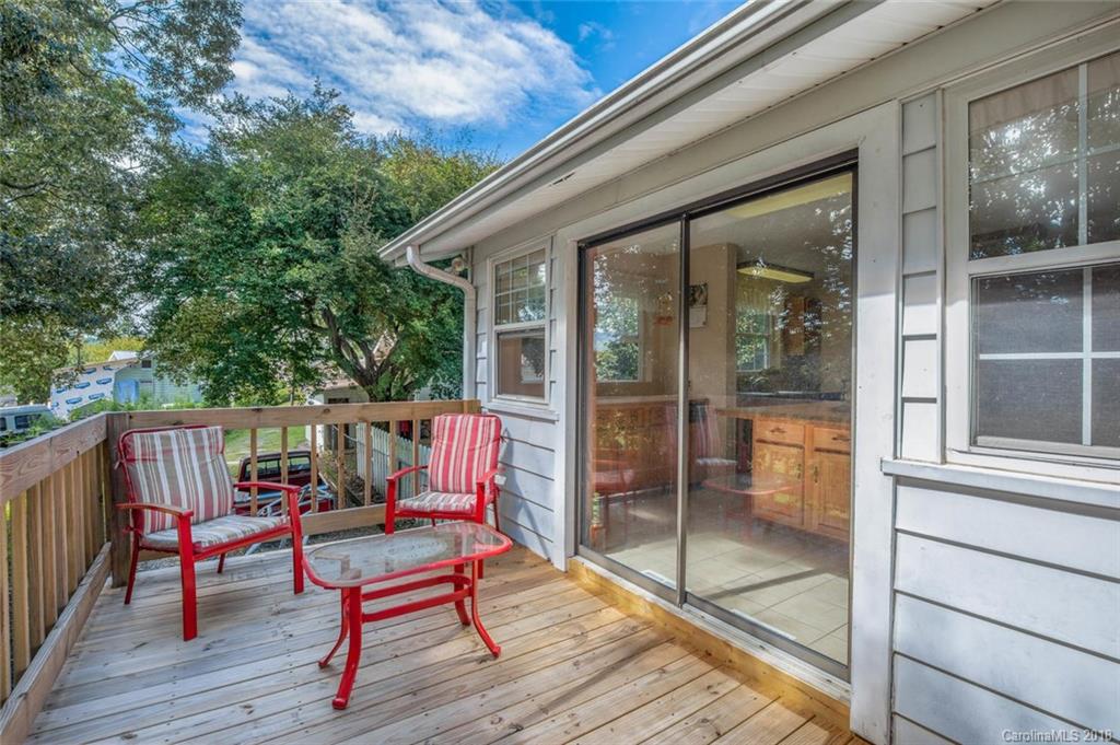 74 Highland Street Weaverville NC 28787