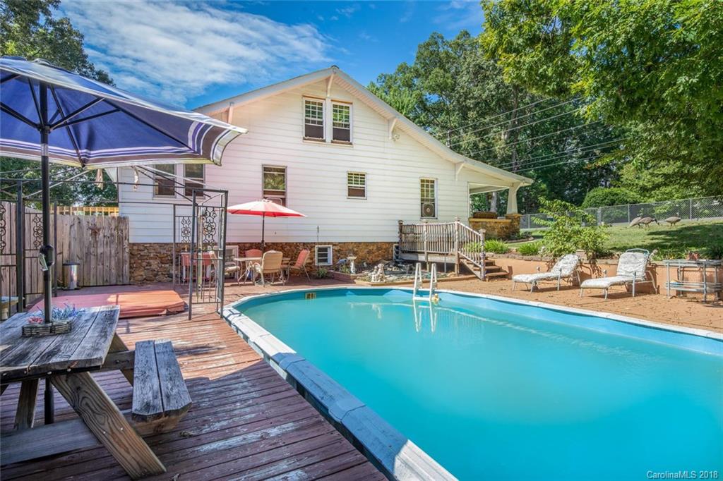 74 Highland Street Weaverville NC 28787