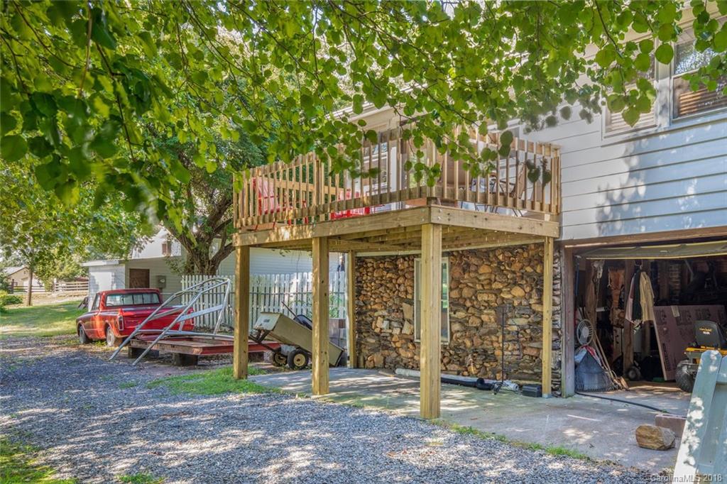 74 Highland Street Weaverville NC 28787