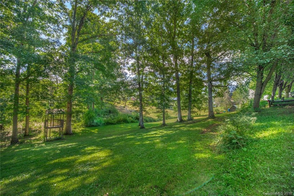 74 Highland Street Weaverville NC 28787