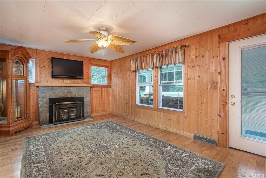 74 Highland Street Weaverville NC 28787