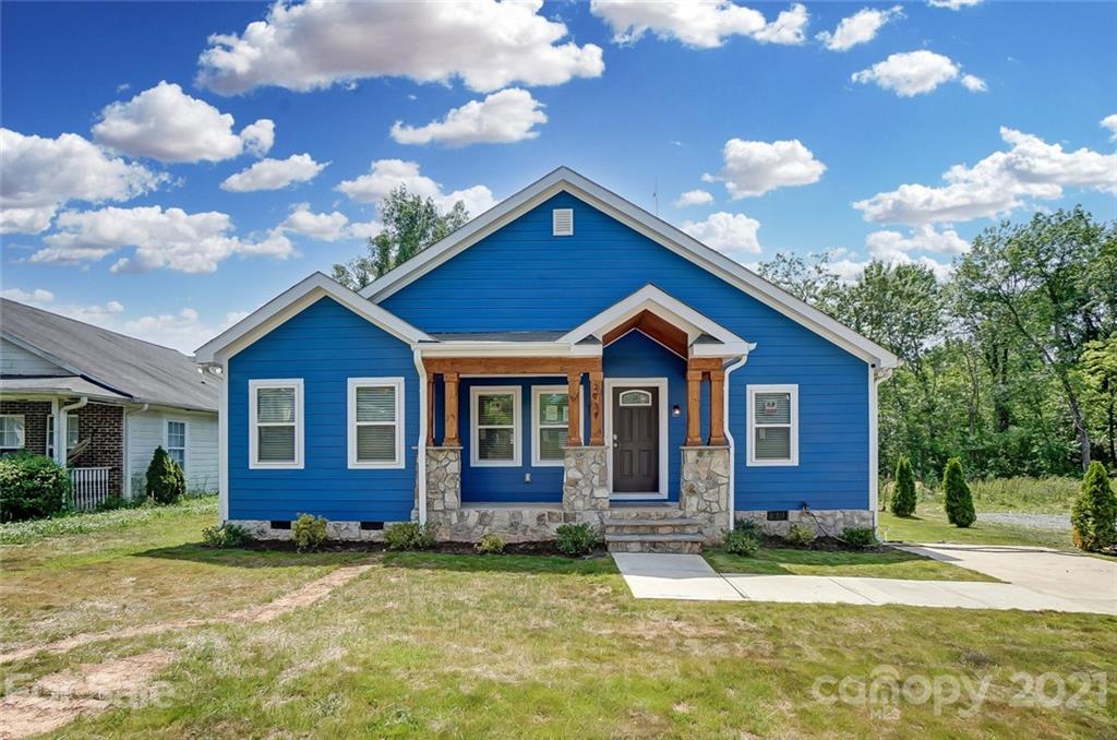 2737 Celia Avenue Charlotte NC 28216