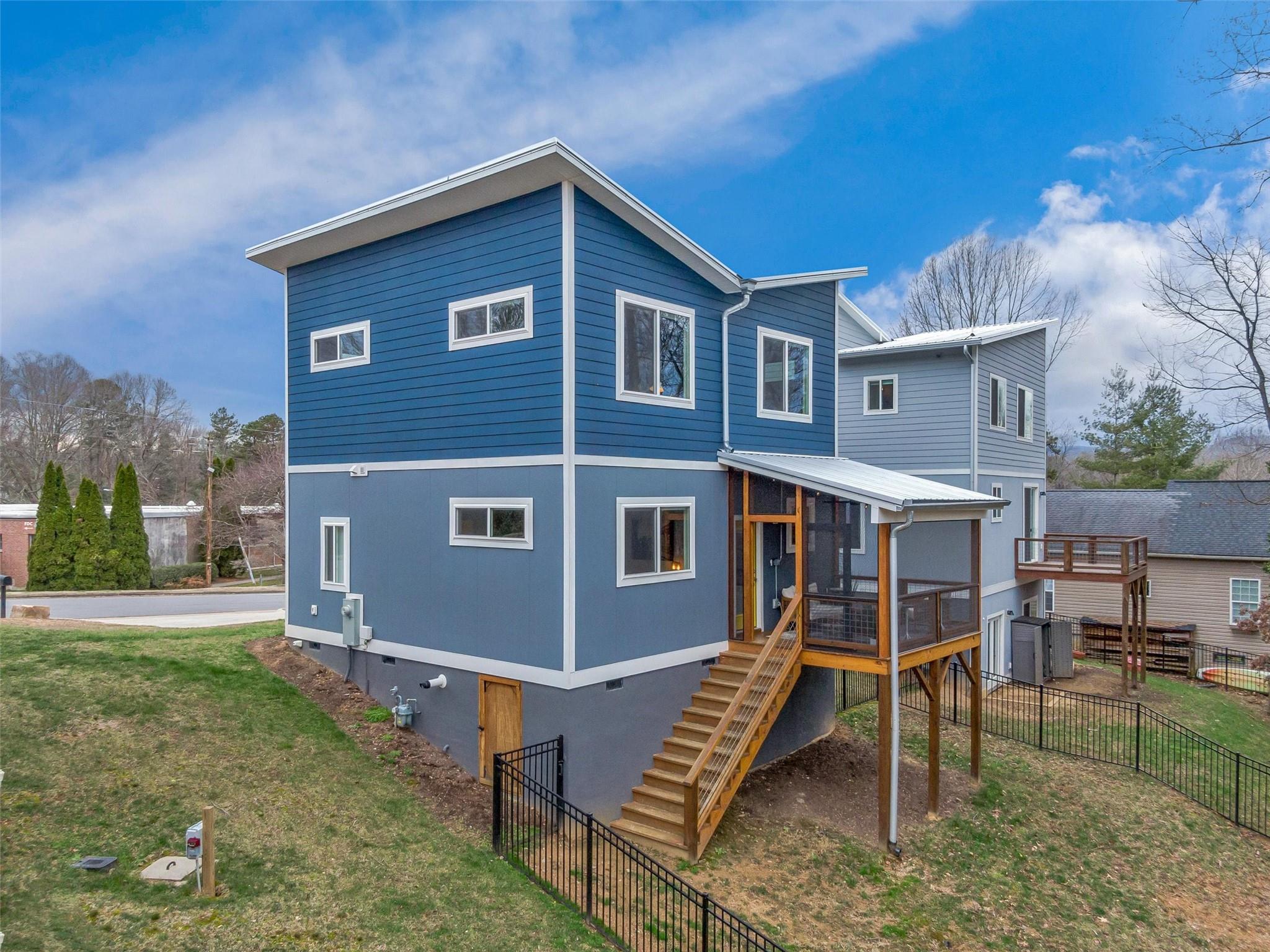 17 Wilmington Street Asheville NC 28806