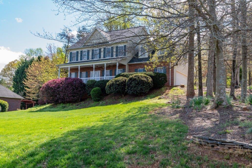 5073 Old River Drive Hickory NC 28602