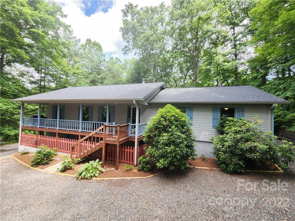 76 Mountain Brook Drive Candler NC 28715