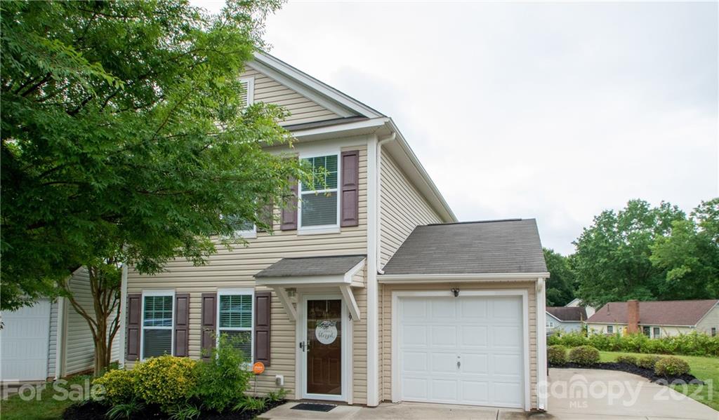 1519 Thoreau Court Charlotte NC 28214