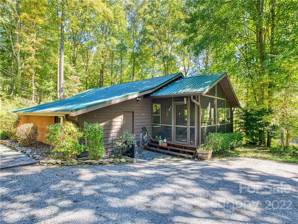 418 Sunshine Cove Road Waynesville NC 28785