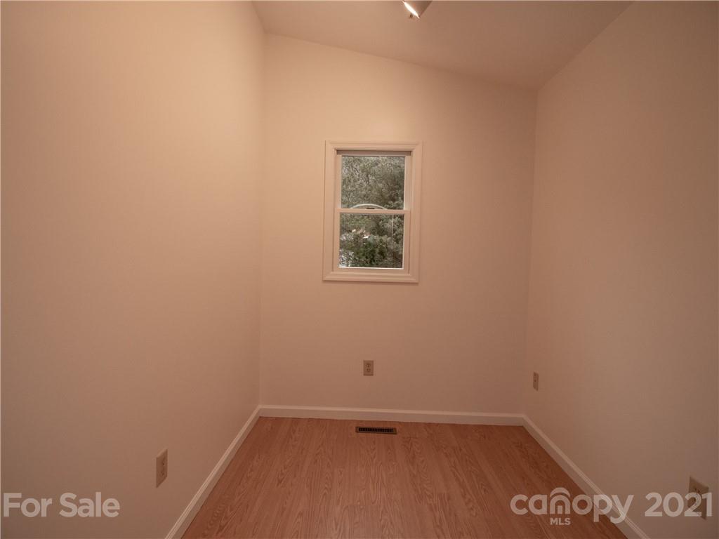 107 Pink Fox Cove Road Weaverville NC 28787