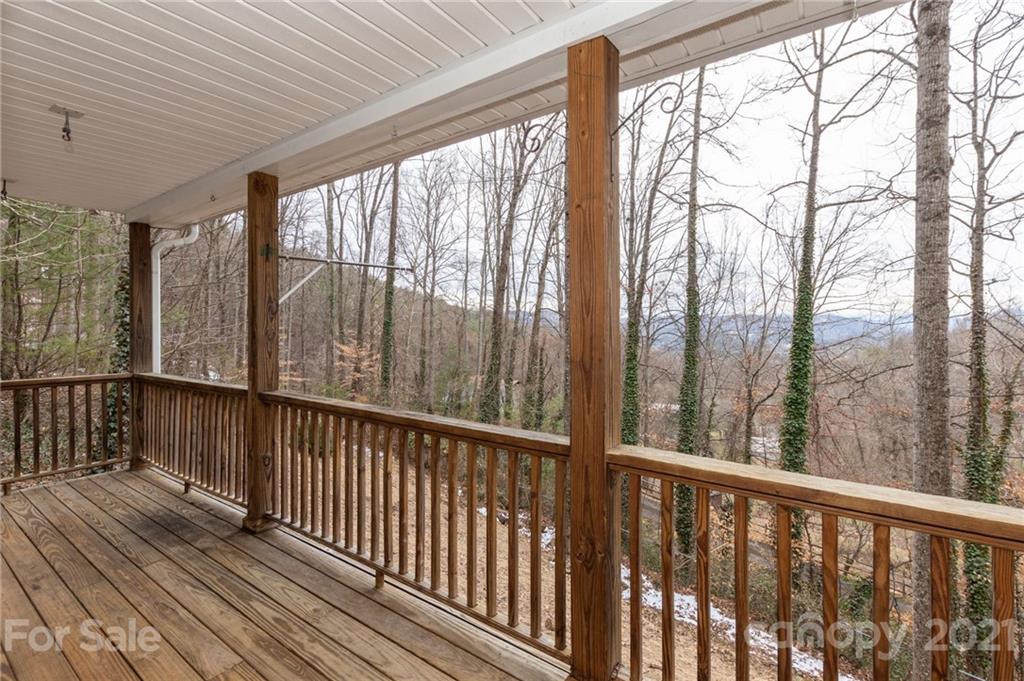 107 Pink Fox Cove Road Weaverville NC 28787