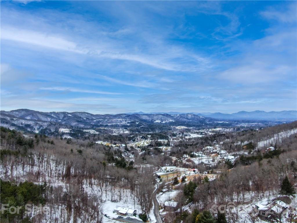 107 Pink Fox Cove Road Weaverville NC 28787