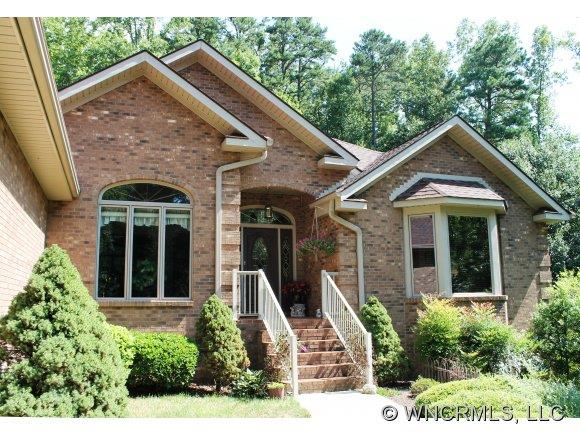4 Tanager Court Candler NC 28715