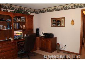 4 Tanager Court Candler NC 28715