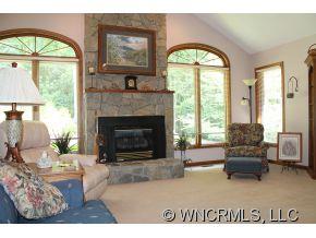 4 Tanager Court Candler NC 28715