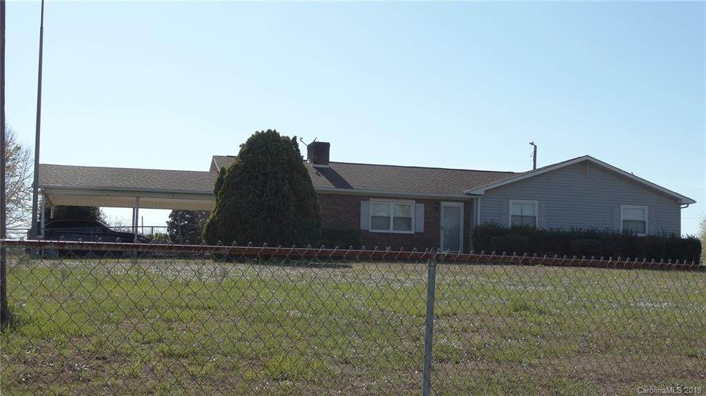 225 Lovelace Road Forest City NC 28043