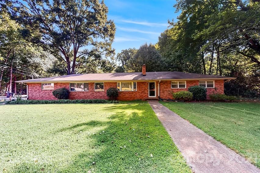 6734 Lakeside Drive Charlotte NC 28215