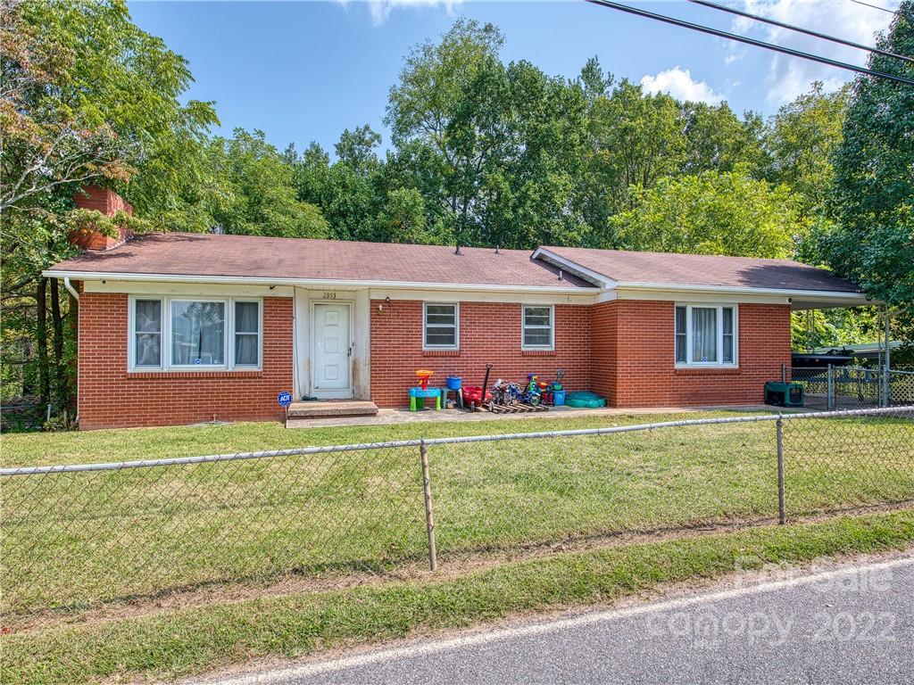2393 Dutch Cove Road Canton NC 28716