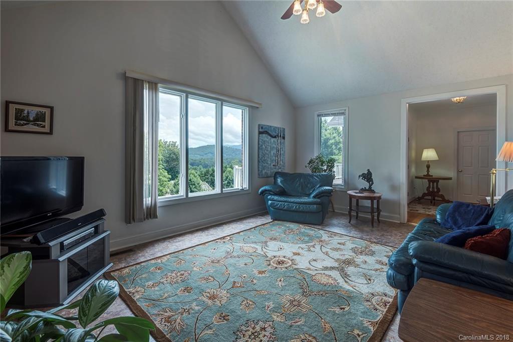133 Clear Vista Lane Asheville NC 28805