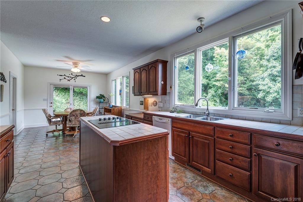 133 Clear Vista Lane Asheville NC 28805