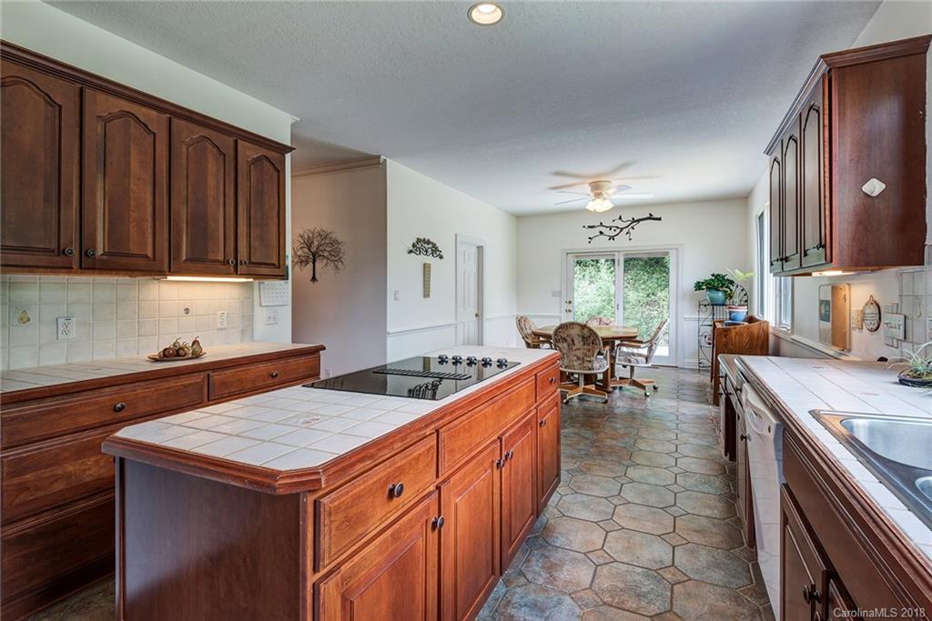 133 Clear Vista Lane Asheville NC 28805