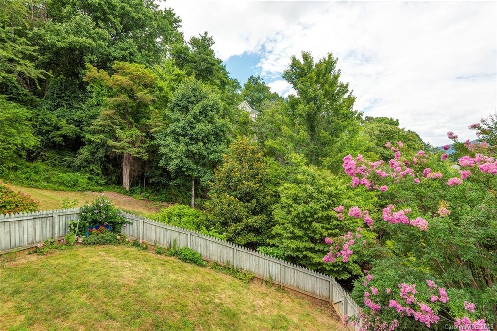 133 Clear Vista Lane Asheville NC 28805