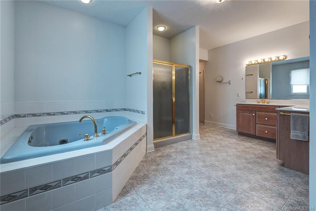 133 Clear Vista Lane Asheville NC 28805