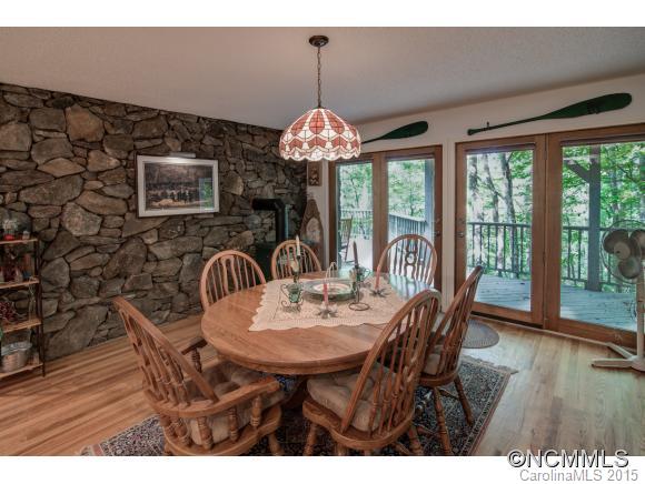 319 Summer Haven Road Swannanoa NC 28778