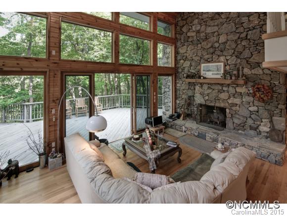 319 Summer Haven Road Swannanoa NC 28778