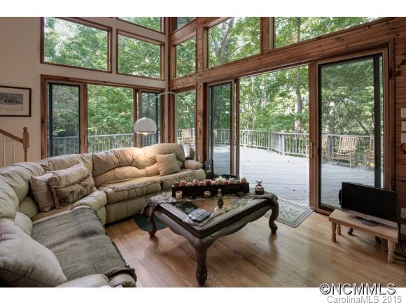 319 Summer Haven Road Swannanoa NC 28778