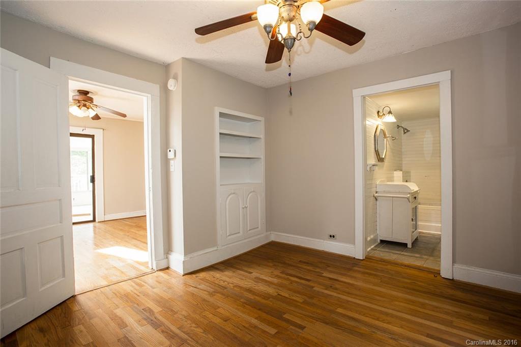389 Stratford Road Asheville NC 28804