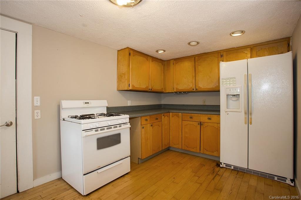 389 Stratford Road Asheville NC 28804