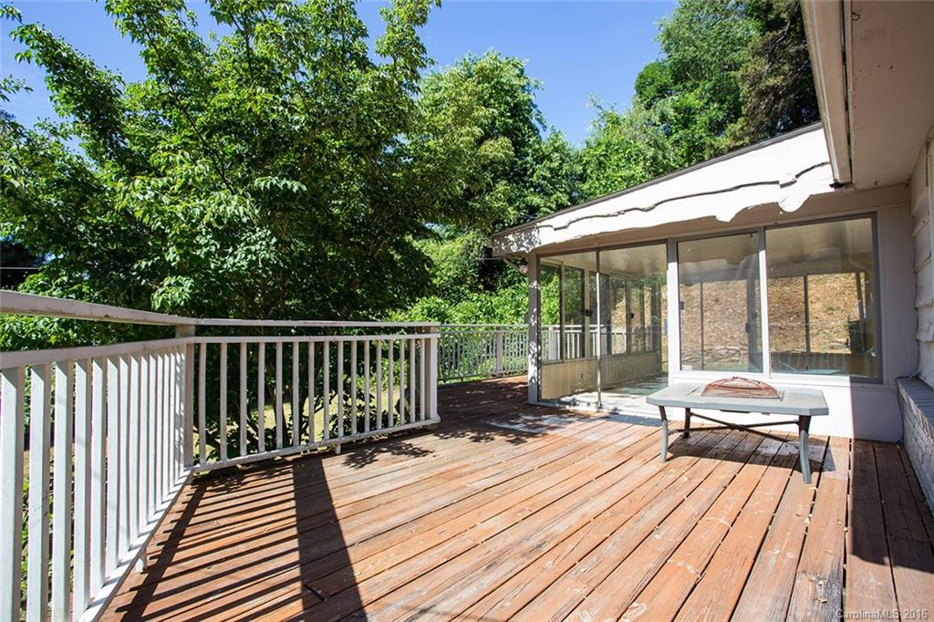 389 Stratford Road Asheville NC 28804