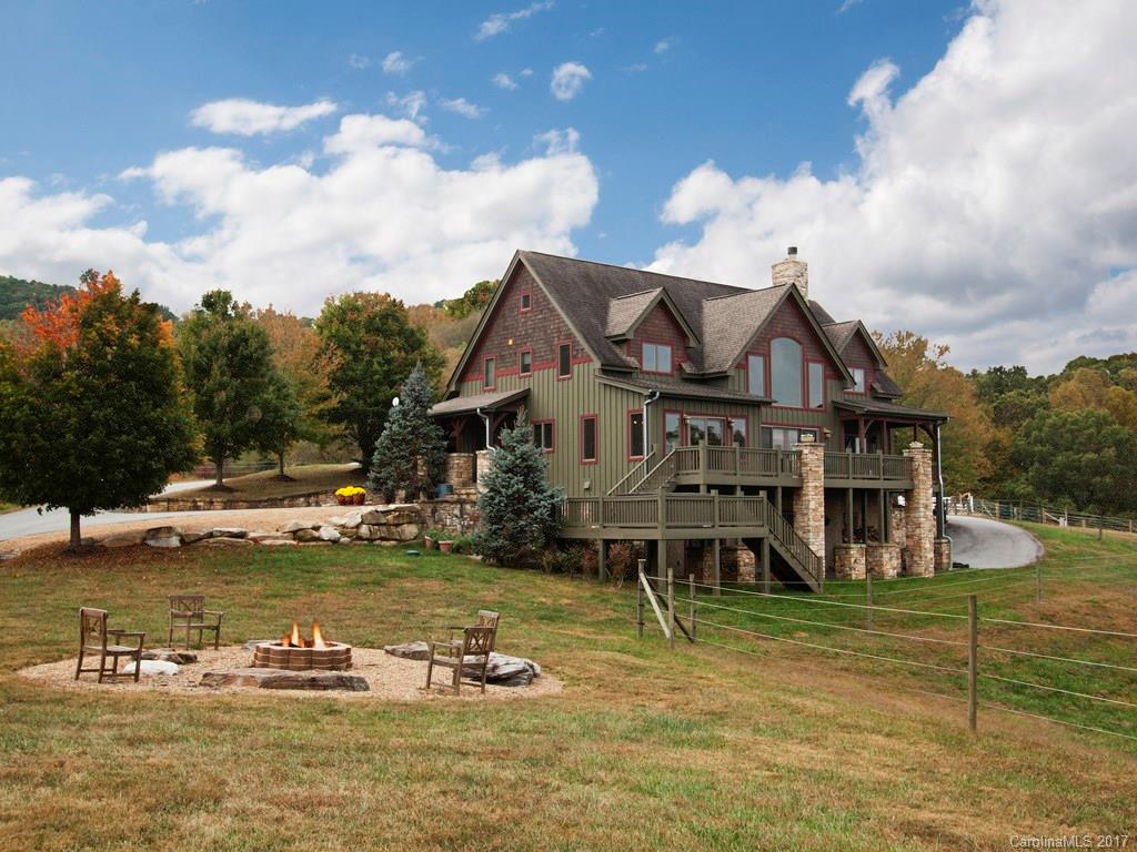 67 Farm View Road Fairview NC 28730