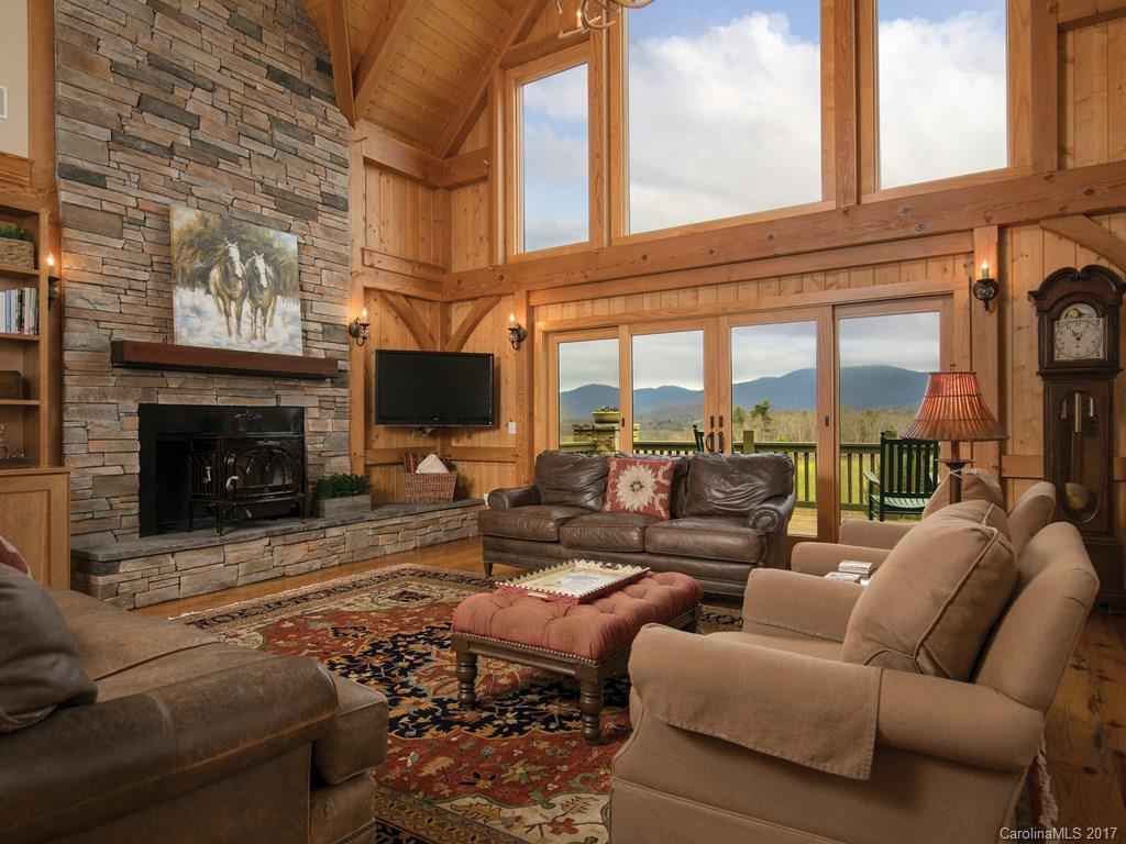 67 Farm View Road Fairview NC 28730