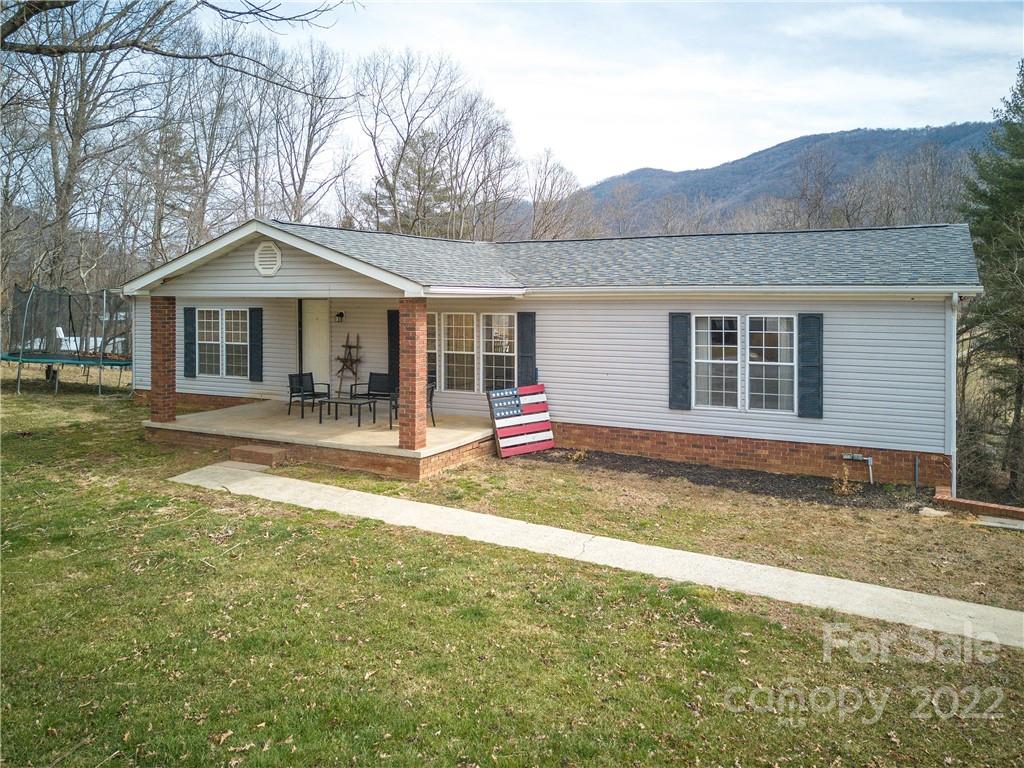 1151 Scruggs Circle Canton NC 28716