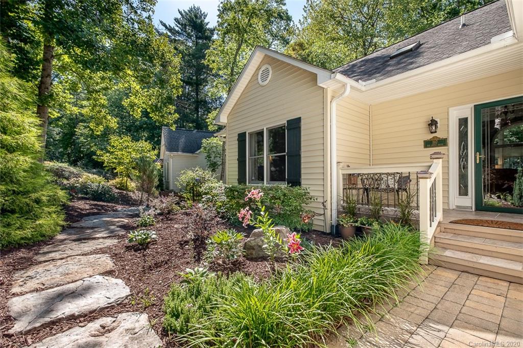 197 Fox Cross Drive Brevard NC 28712