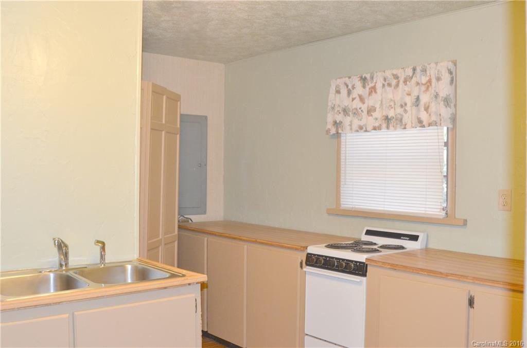 32 Independence Boulevard Asheville NC 28805