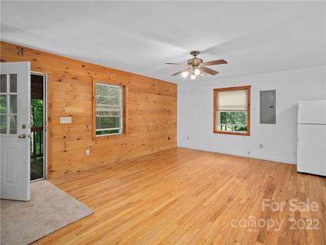 175 And 230 Sheets Farm Road Bakersville NC 28705