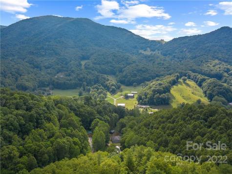175 And 230 Sheets Farm Road Bakersville NC 28705