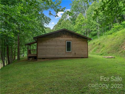 175 And 230 Sheets Farm Road Bakersville NC 28705