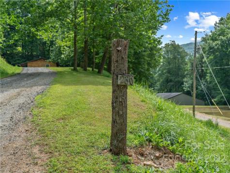 175 And 230 Sheets Farm Road Bakersville NC 28705