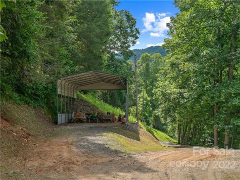 175 And 230 Sheets Farm Road Bakersville NC 28705
